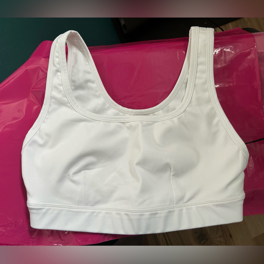 Girlfriend Collective White Sports Bra Women’s M
